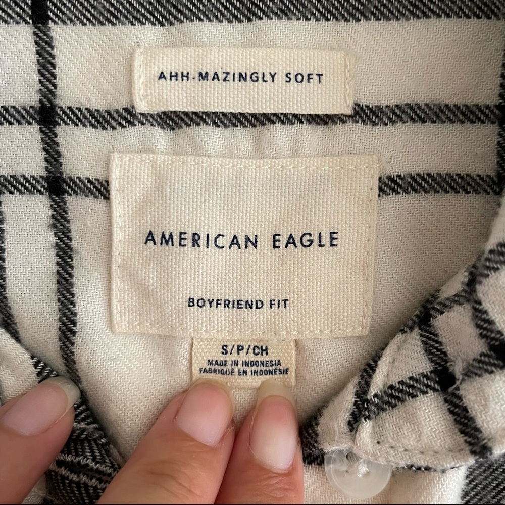 American Eagle Size S B/W black-and-white flannel - Picture 7 of 7